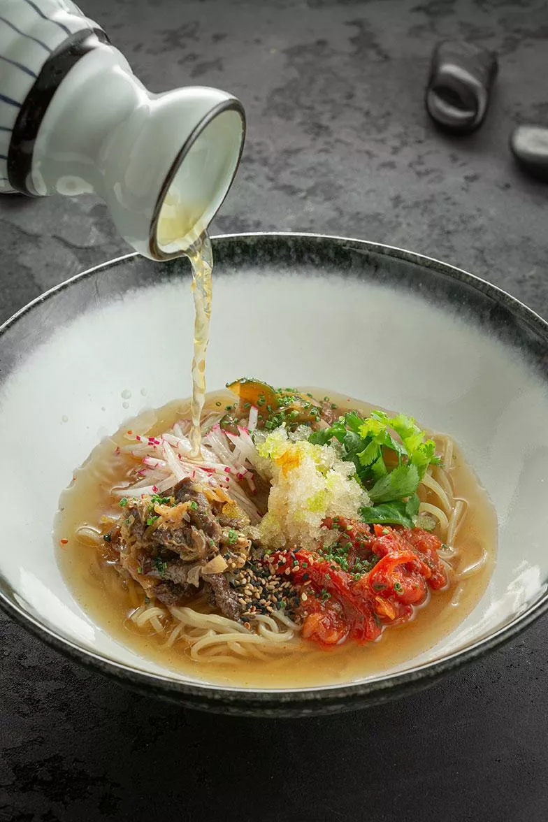 Рецепт корейского холодного супа кукси со свиной вырезкой