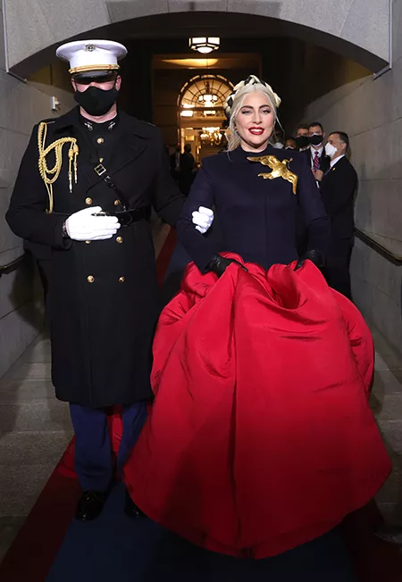 Lady gaga в Schiaparelli