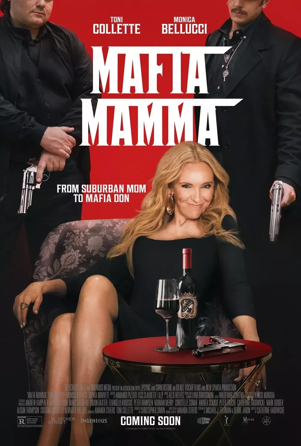 Тони Коллетт и Моника Беллуччи воюют с итальянской мафией в трейлере новой криминальной комедии