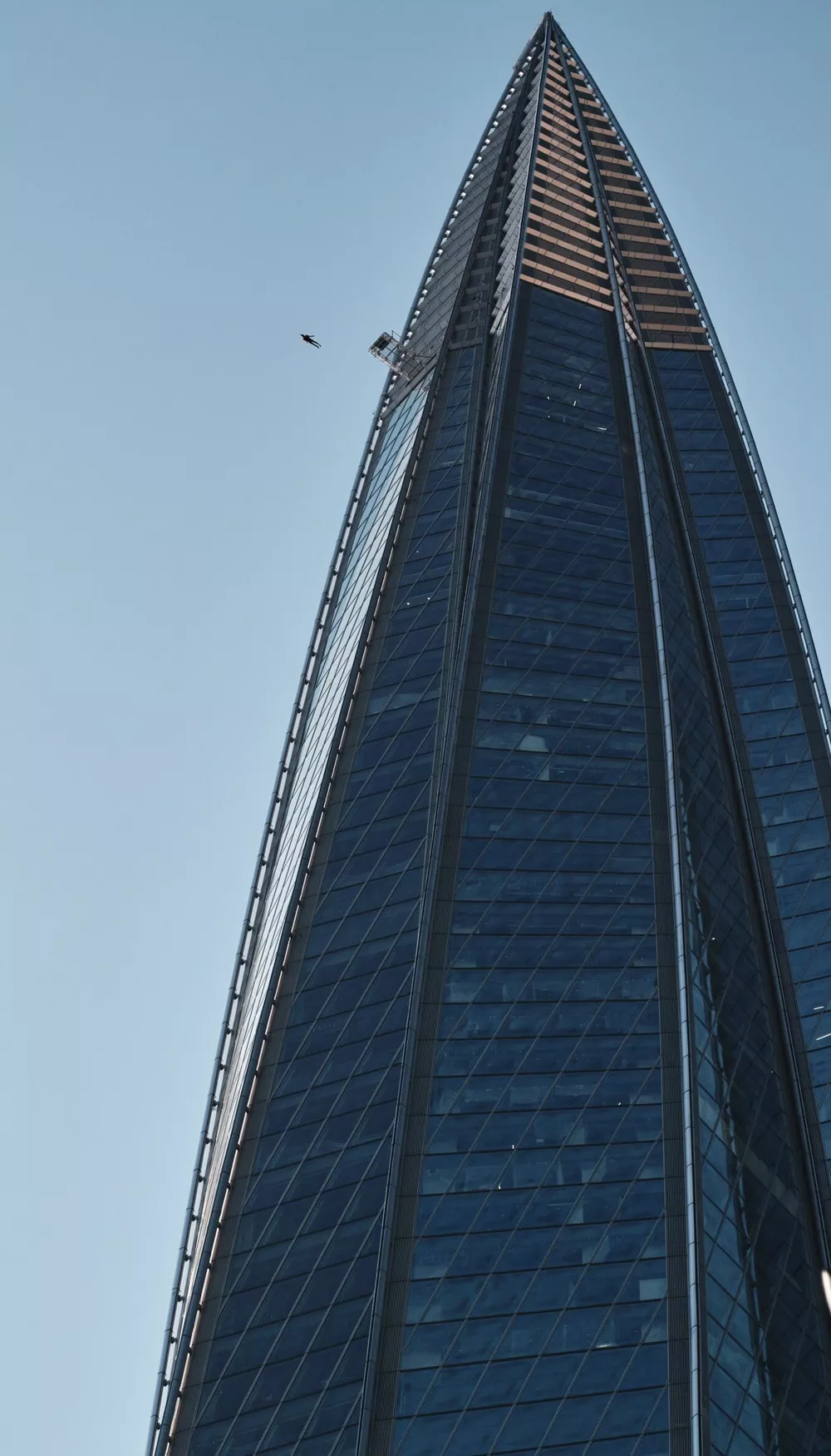 Сергей Бойцов — о прыжке с самого высокого небоскреба Европы