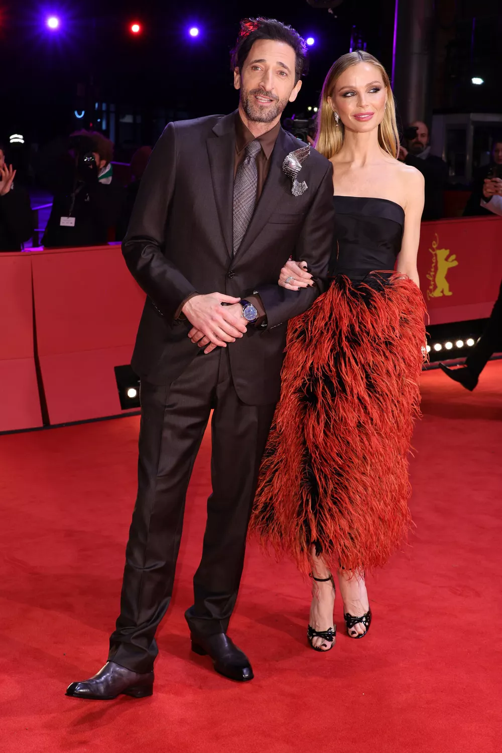Редкий выход: Эдриан Броуди и Джорджина Чапман на Берлинском кинофестивале