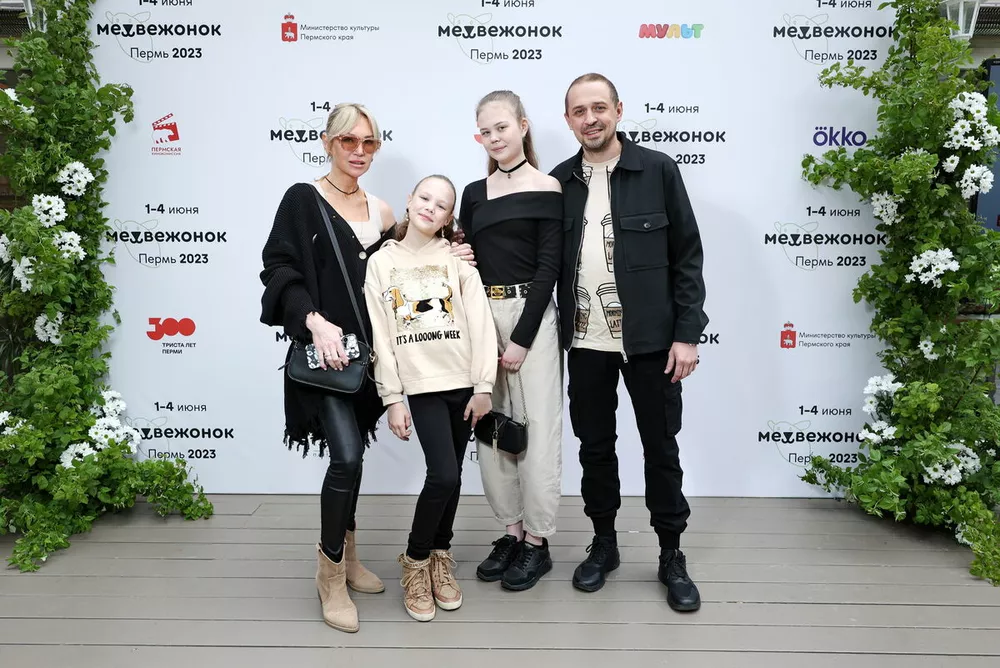 Олег Верещагин с семьей