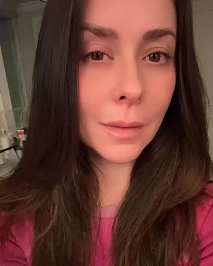 Дженнифер Лав Хьюитт опубликовала селфи без макияжа в свой 44-й день рождения