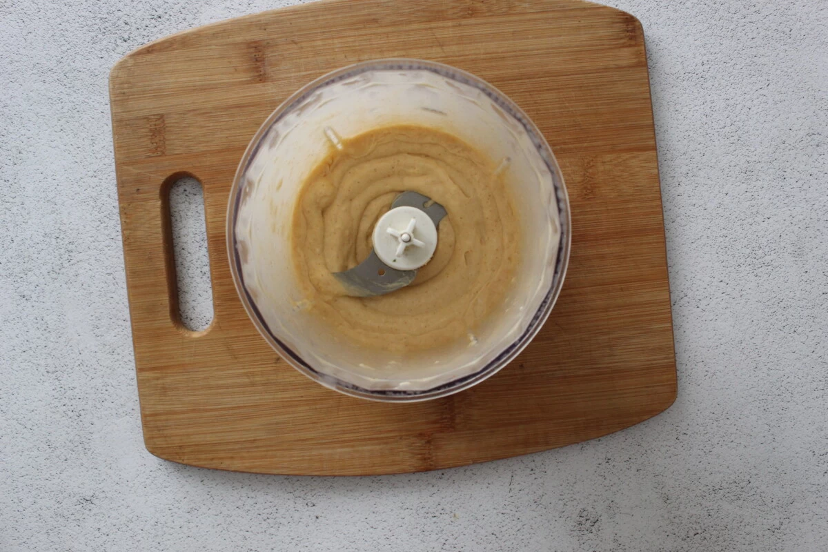 Фото приготовления рецепта: Голландский соус в блендере - шаг №2