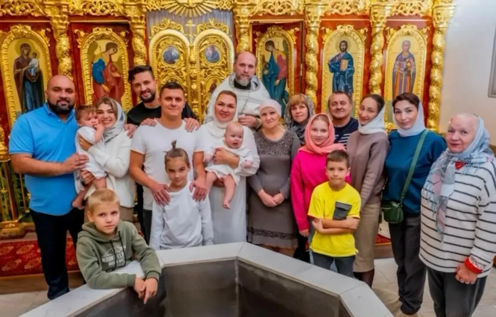 Звезда Comedy Woman Надежда Ангарская крестила маленького сына