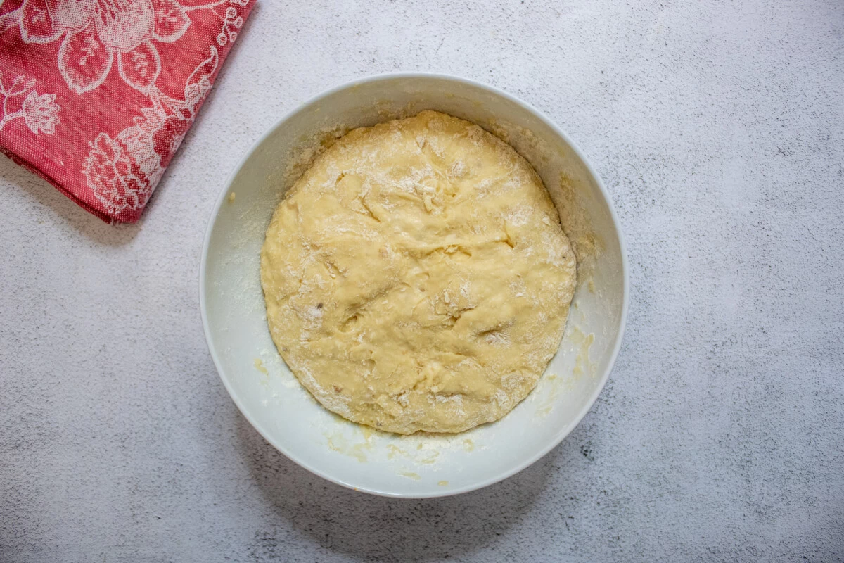 Фото приготовления рецепта: Итальянские булочки - шаг №5